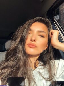 Peaboo exklusive OnlyFans geleakte Nacktbilder