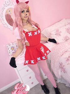 Reese de velvetvalie (64 imágenes)