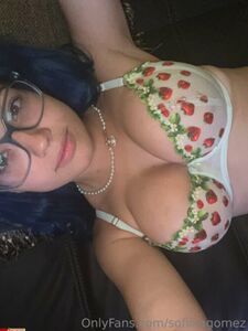Sofia Gomez, también conocida como Sofiiagomez, desnuda, con tetas y trasero curvilíneo (2023), filtra fotos de OnlyFans