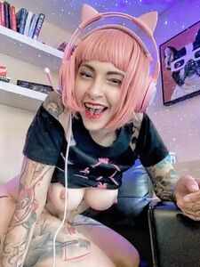 Vanpsuicide Onlyfans filtra sus últimas fotos de desnudos