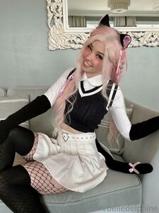 Belle Delphine sortie pour le set Onlyfans de Kitty fuitée