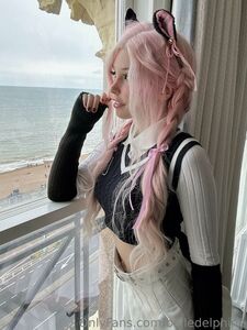 Belle Delphine sortie pour le set Onlyfans de Kitty fuitée