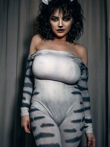 Tessa Fowler Nu Costume de Chat Strip Set OnlyFans Fuité