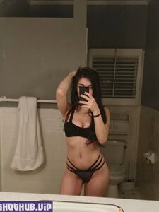 Hellocandi nouvelles photos nues chaudes d'OnlyFans fuitées