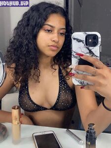 Fuite de photos nues d'Anax Jude sur OnlyFans