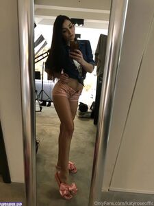 Katyroseoffic nouvelles photos nues chaudes leakées sur OnlyFans