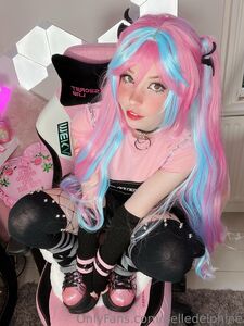 Belle Delphine Nude Bubble Gum Emo Onlyfans Set Leak