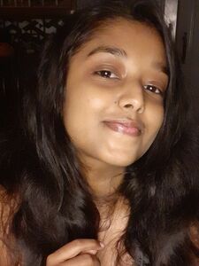 Dusky Indian beauty