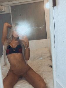 Alaia Aka Theeonlyalaia Onlyfans perde foto di nudo