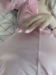 Lena12 onlyfans fa trapelare foto di nudo