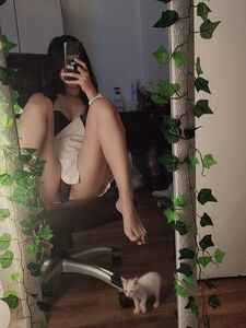 LiaBear alias LiaBear20 nuove foto hot di OnlyFans trapelate