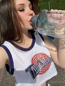 Belle Delphine Lola Bunny Cosplay Onlyfans Set Trapelato - Influencer Gonewild