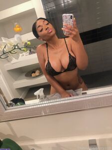 Chynna Mayberry esclusivo OnlyFans nudi trapelati