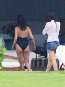 Selena Gomez Costume da bagno intero sexy Set paparazzi trapelato