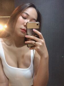 Lil_maya 限定のOnlyFansリークされたヌード