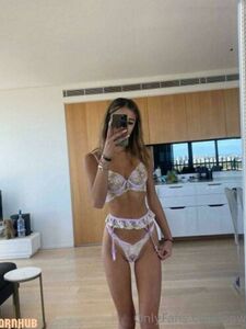 Ppwyangの人気TikTokベイビーの最新ヌードおっぱいとセクシーなお尻OnlyFansリークアルバム