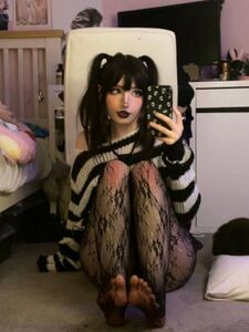 RynkerbelleのTikTokモデルの最新ヌードおっぱいとお尻のOnlyFans流出写真