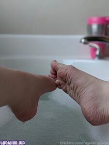 goldengodessのOnlyFansからのヌード写真のリーク