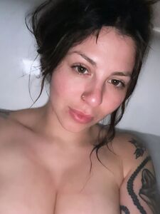 ビクトリア・リアズの新しいホットなOnlyFans流出ヌード