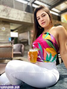 サミヨフのOnlyFansからのヌード写真のリーク