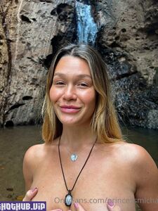 ファンだけのアイデアがヌード写真を流出