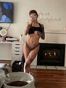 Octavia Mayの独占OnlyFans流出ヌード