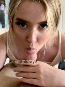 Aluraye 新しいホットなOnlyFansの流出ヌード