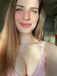 reislin também conhecido como Reislin SEXTING novas fotos nuas quentes vazadas do OnlyFans