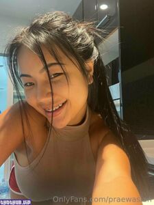 Fotos de Praewasian nua vazaram do OnlyFans