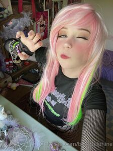 Conjunto Onlyfans de Belle Delphine Home Alone vazado - Influenciadores Gonewild