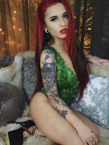 Утечка эксклюзивных нюдов Октавии Мэй с OnlyFans