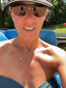 утечки обнаженных фотографий drewandelena с OnlyFans