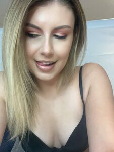 yunging19 эксклюзивные толькоfans утечка обнаженных фото