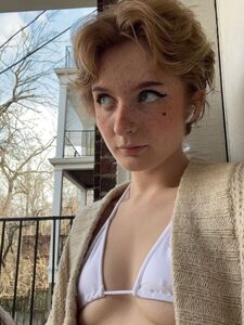 утечки обнаженных фотографий и видео ammercedes на OnlyFans