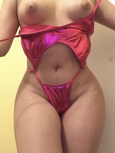 qtbunn эксклюзивные утечки обнаженных фотографий OnlyFans