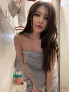 Siew Pui Yi'nin çıplak duşta vibratörlü Onlyfans videosu sızdırıldı