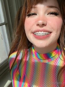 Belle Delphine Gökkuşağı Tavşanı Onlyfans Seti Sızdırıldı