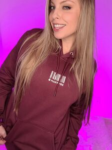 Brittany Amber'ın OnlyFans'tan sızdırılmış çıplak fotoğrafları