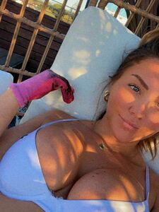 Katie Dubbs'un yalnızca OnlyFans'tan sızdırılan çıplak fotoğrafları