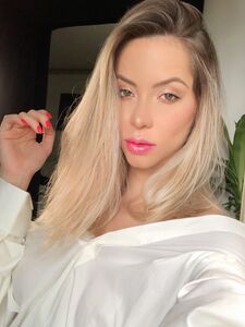 Kim Tylor 新的热门 OnlyFans 泄露裸照