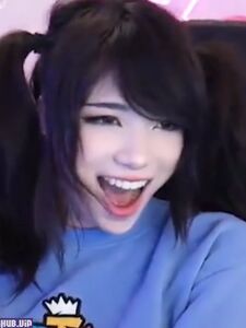 Emiru OnlyFans 最新裸照泄露