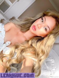 Barbei独家OnlyFans泄露的裸照