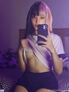 Nahaneulll OnlyFans 最新裸照泄露