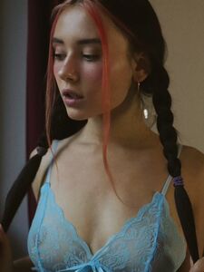 arilaviee 新的热门 onlyfans 泄露裸照