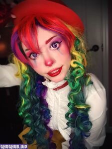 Viviané又名Bonbibonkers的OnlyFans泄露裸体照片