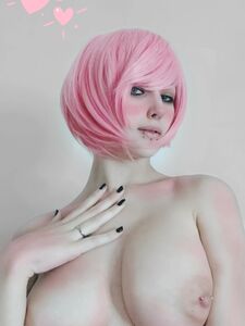 Niquidoll泄露了OnlyFans的裸照和视频